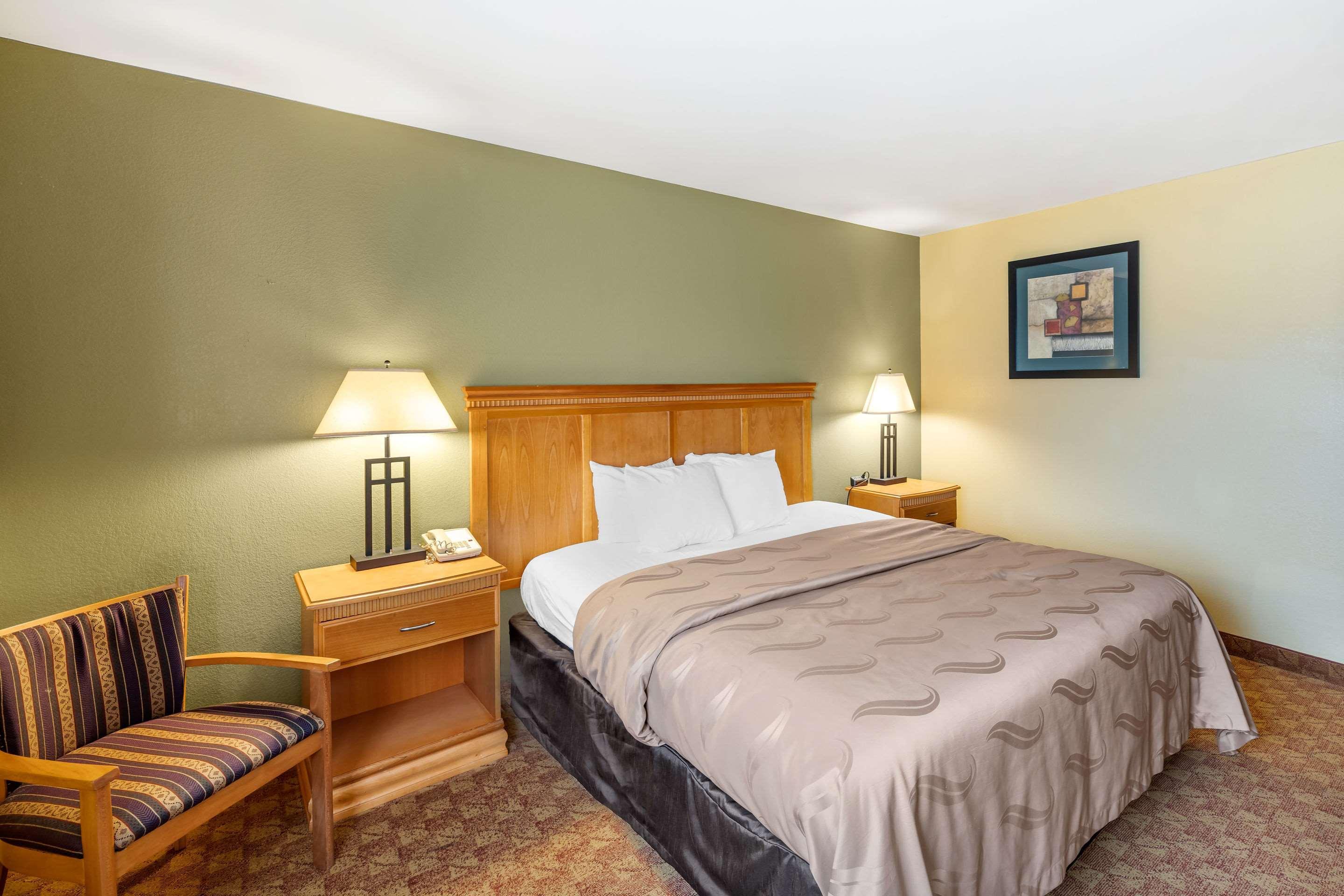 Rodeway Inn South Hutchinson Zewnętrze zdjęcie