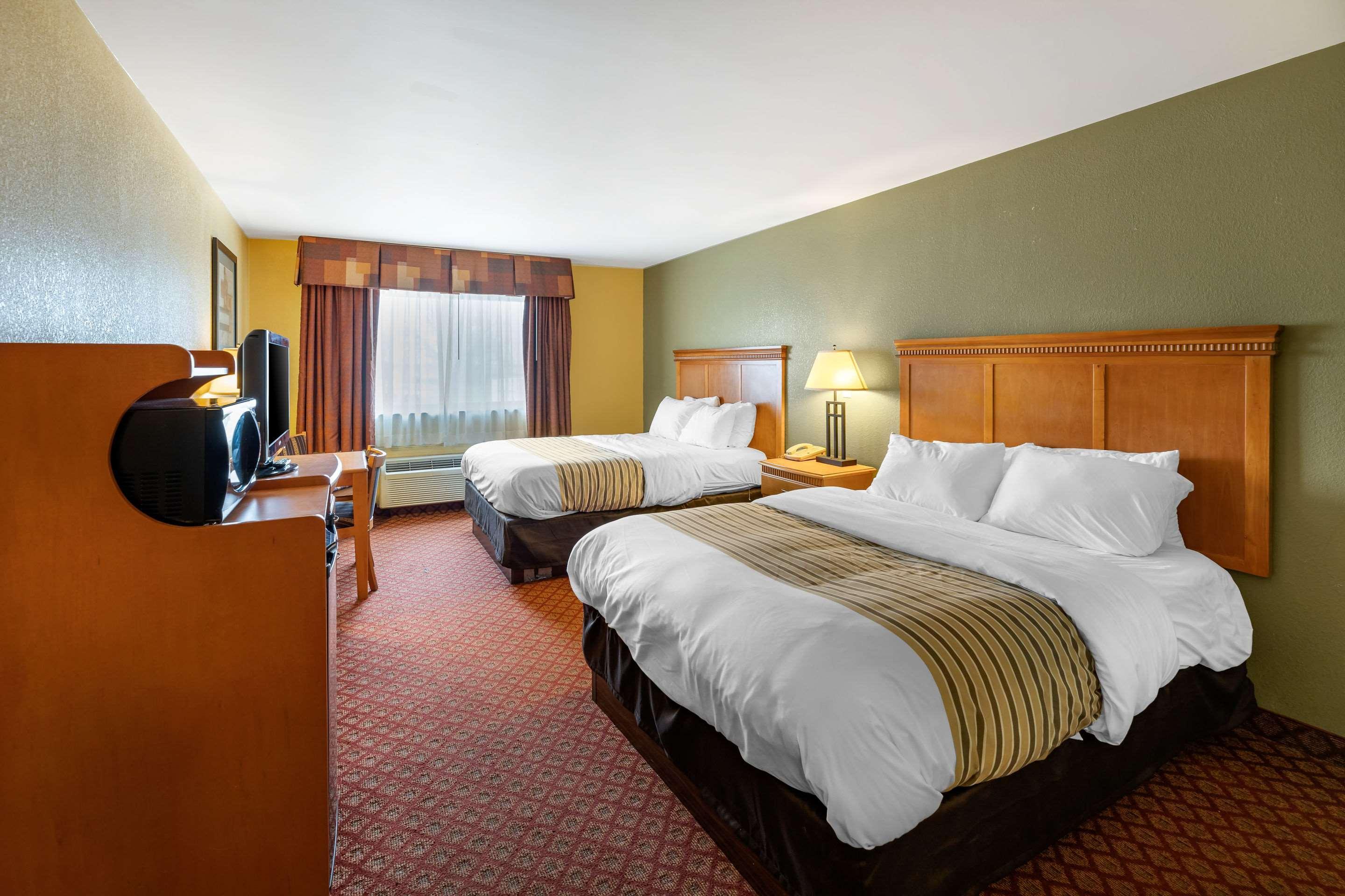 Rodeway Inn South Hutchinson Zewnętrze zdjęcie